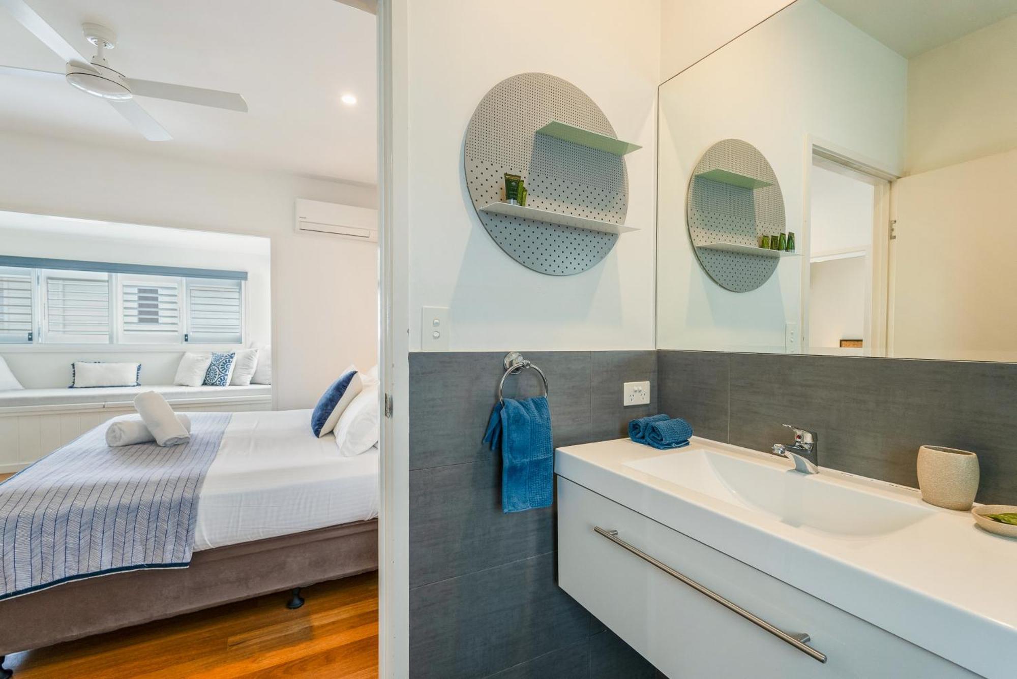 Aaman & Cinta Luxury Villas ไบรอนเบย์ ภายนอก รูปภาพ