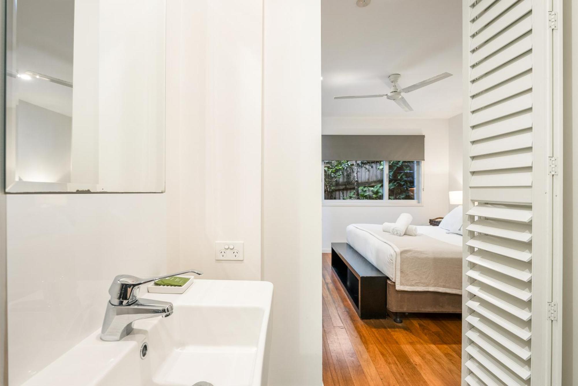 Aaman & Cinta Luxury Villas ไบรอนเบย์ ภายนอก รูปภาพ