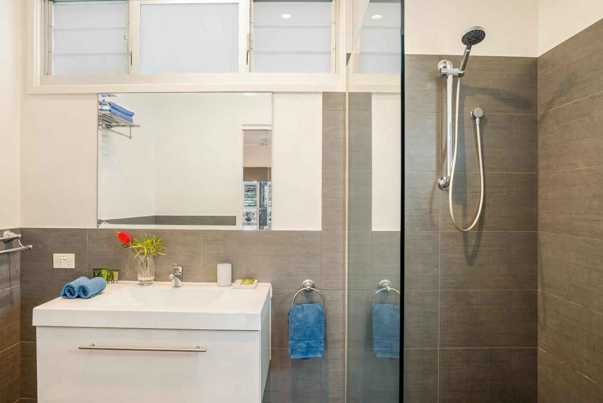 Aaman & Cinta Luxury Villas ไบรอนเบย์ ภายนอก รูปภาพ