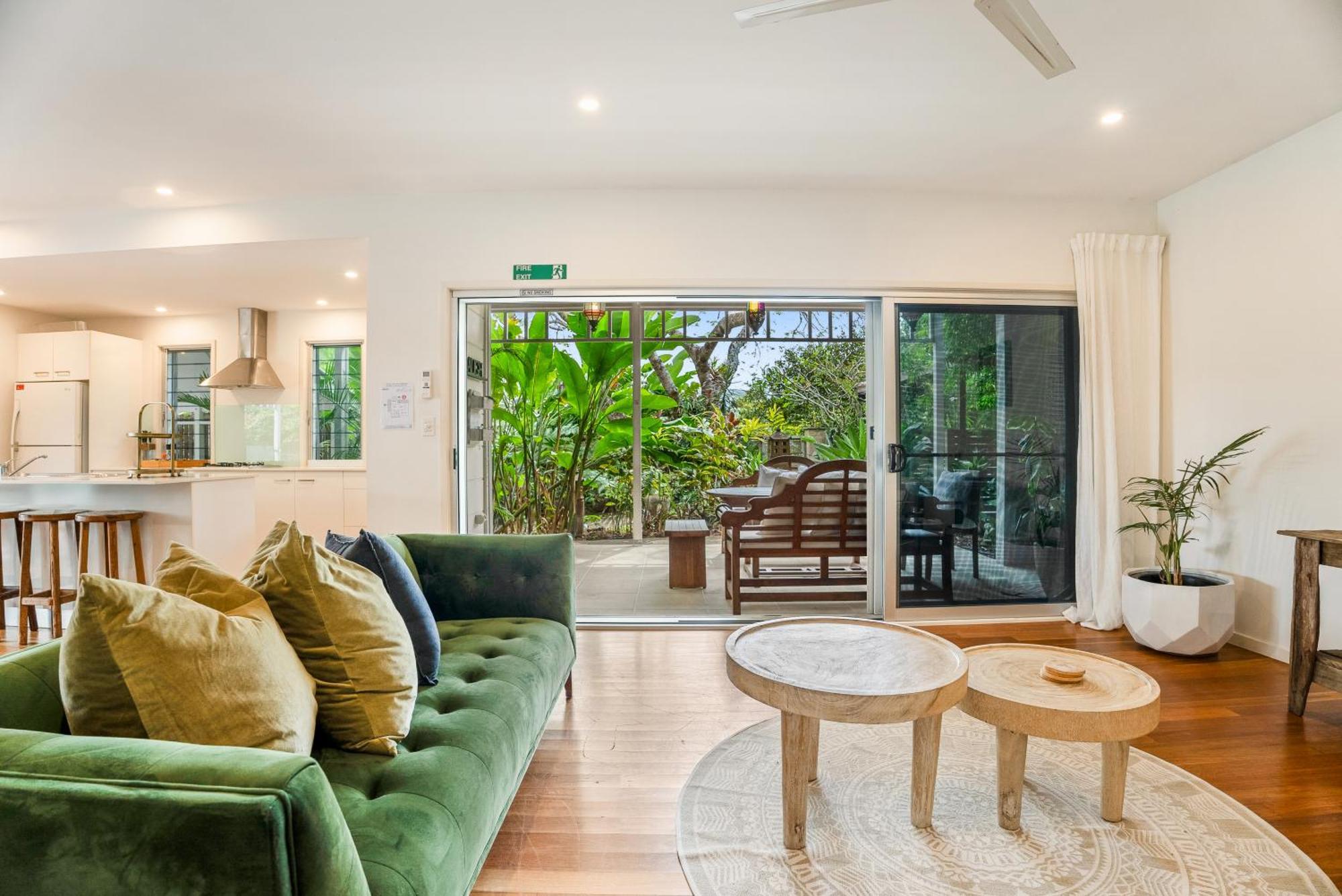 Aaman & Cinta Luxury Villas ไบรอนเบย์ ภายนอก รูปภาพ