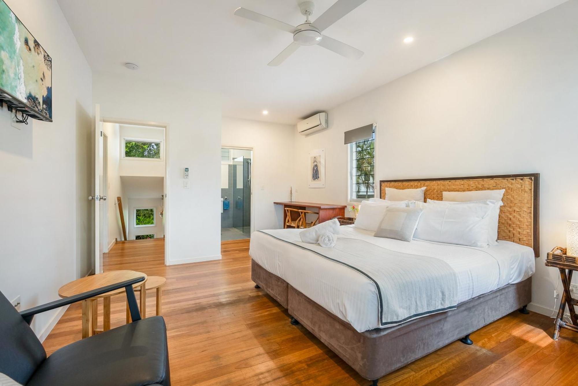 Aaman & Cinta Luxury Villas ไบรอนเบย์ ภายนอก รูปภาพ